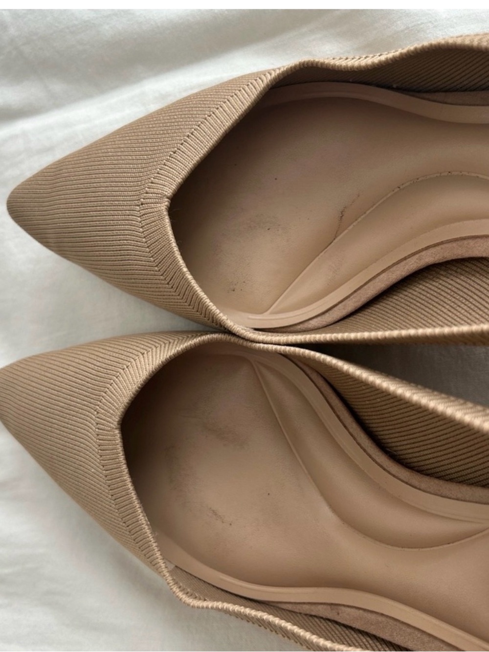 Kelly & Katie Nude Pointed Toe Kitten Heels Size 10W Wide Width - Picture 3 of 4